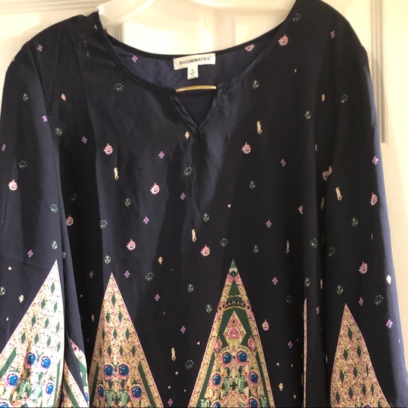 Roommates Navy-Multi Color Blouse - Picture 8 of 8